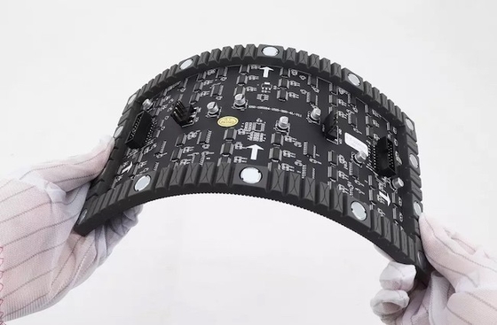 Купить Высокое разрешение P2mm мягкие изогнутые торговые центры цилиндрные гибкие светодиодные экраны online manufacture
